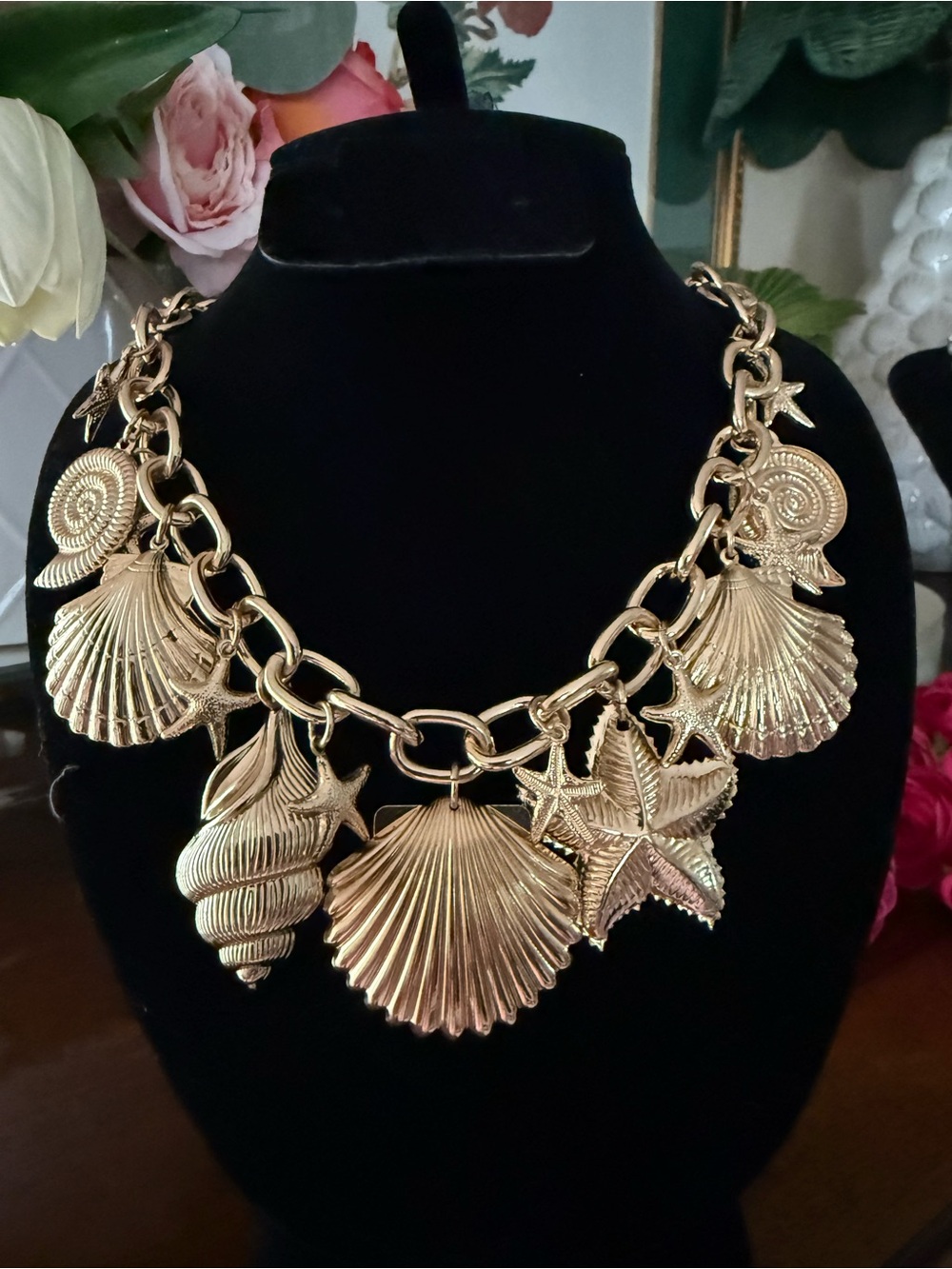 Gold Seashell Charm Statement Necklace - Women Jewelry